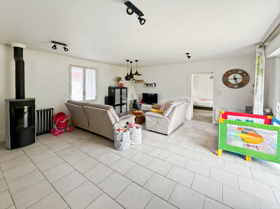 Maison - 90 m² - 3 pièces