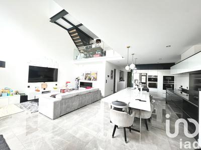 Maison - 155 m² - 6 pièces