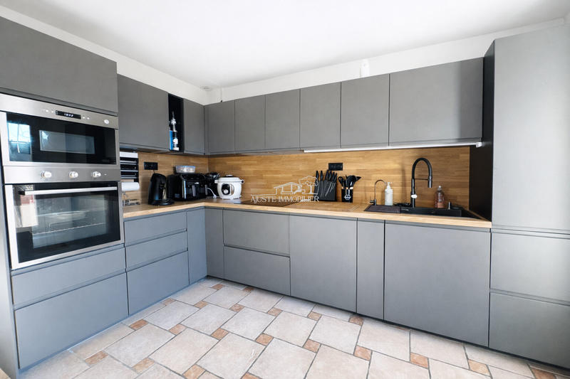 Maison - 106 m² - 4 pièces