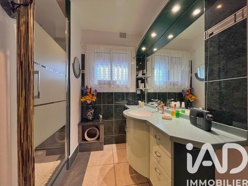 Appartement - 77 m² - 4 pièces