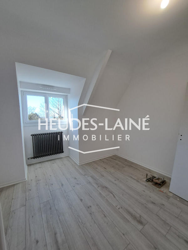 Maison - 95 m² - 5 pièces