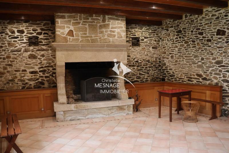 Maison en pierre - 178 m² - 6 pièces