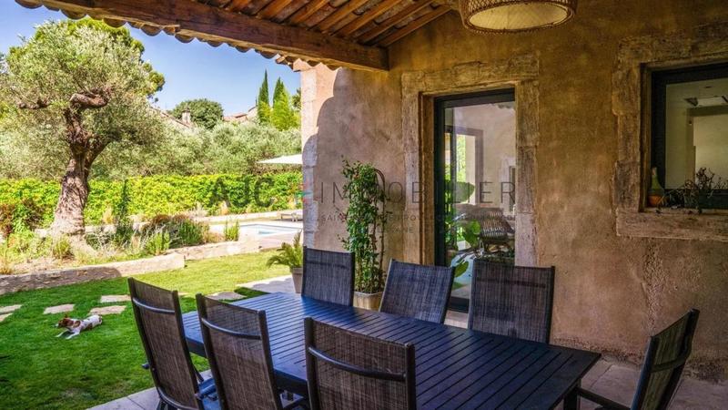 Maison - 190 m² - 4 pièces