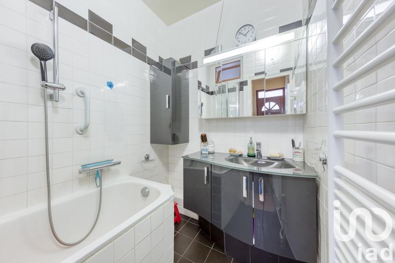 Maison - 142 m² - 6 pièces