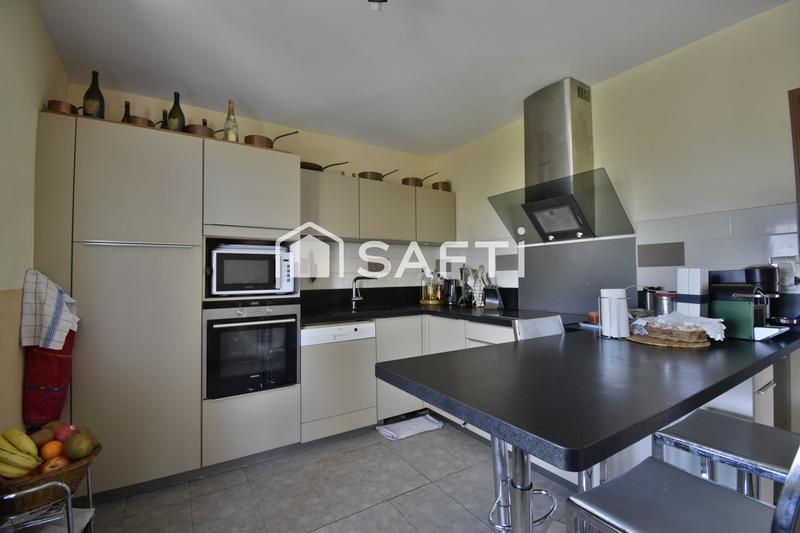 Maison - 140 m² - 7 pièces