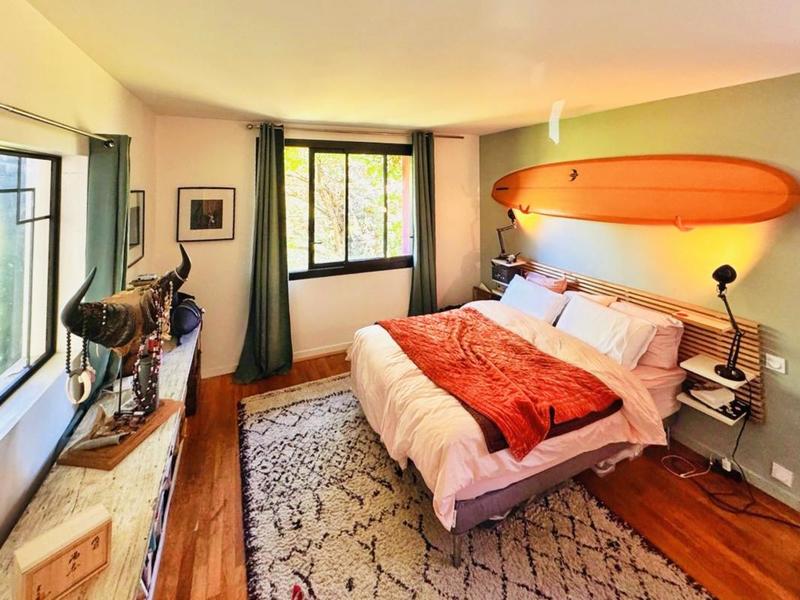 Maison - 200 m² - 6 pièces