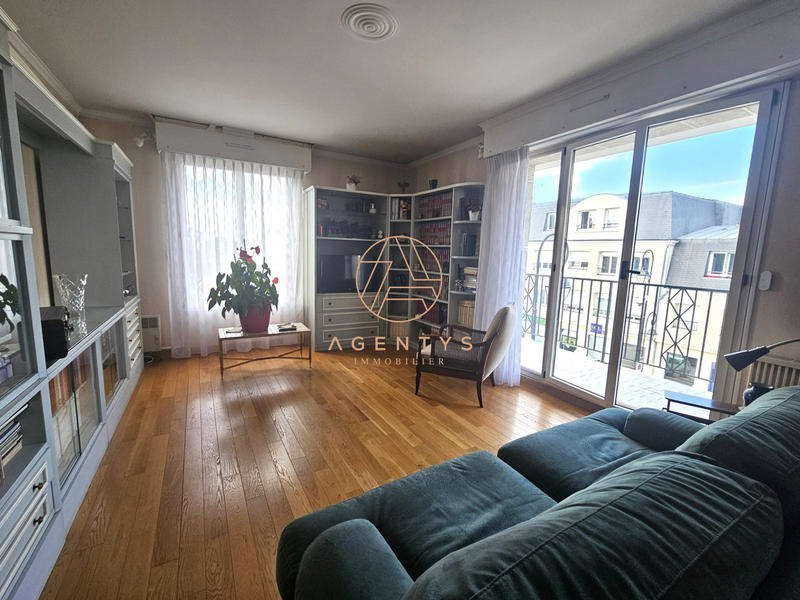 Appartement - 79 m² - 4 pièces