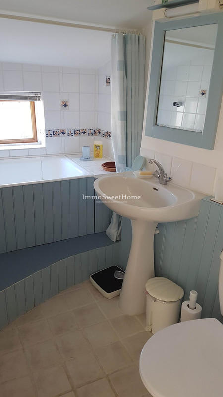 Maison - 143 m² - 7 pièces