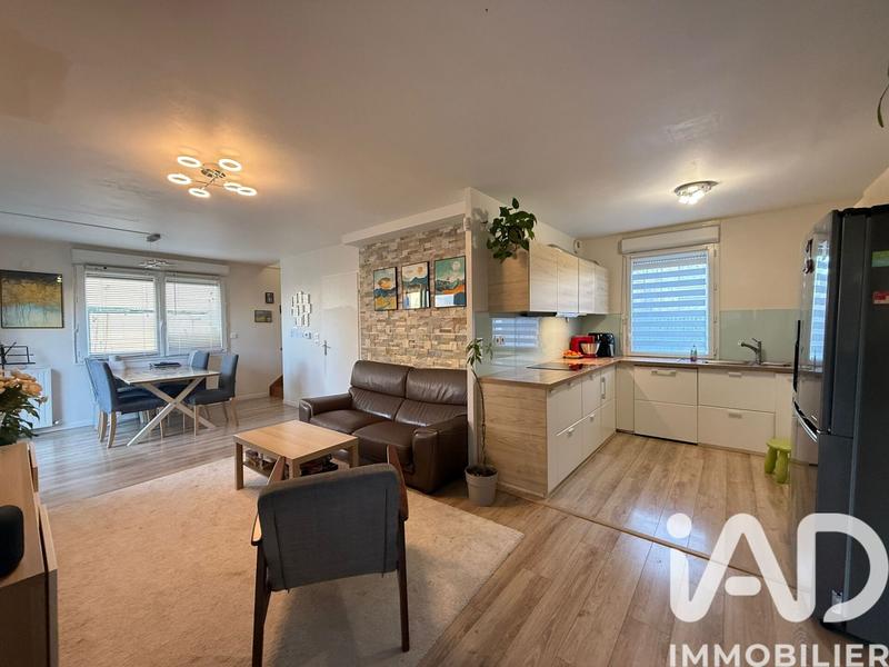 Maison - 85 m² - 4 pièces