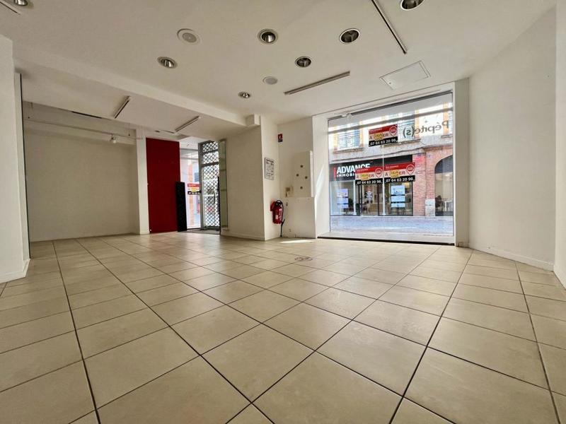 Local commercial - 200 m²