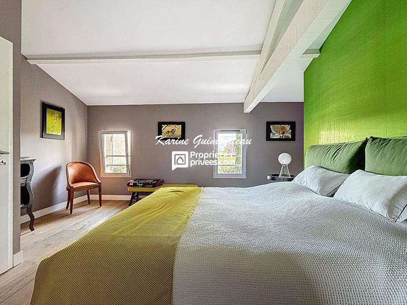 Maison - 321 m² - 8 pièces