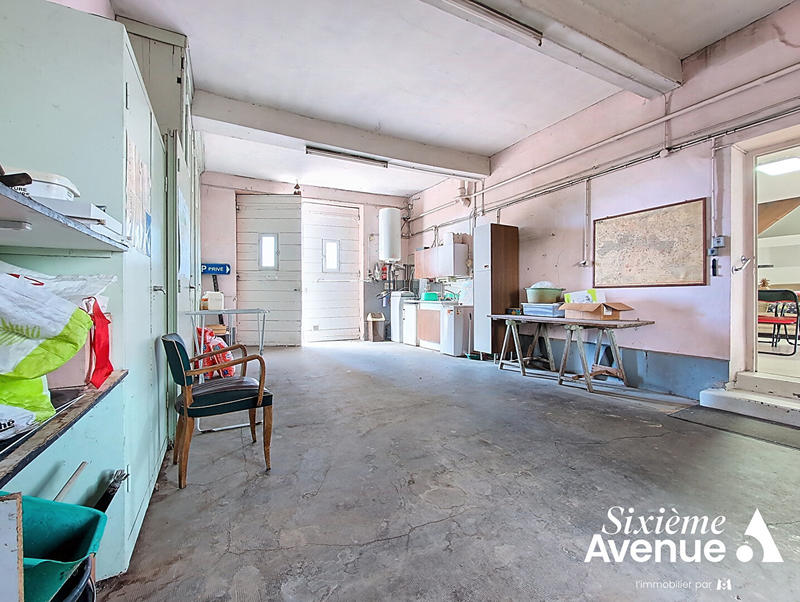 Maison de maîtres - 605 m² - 14 pièces