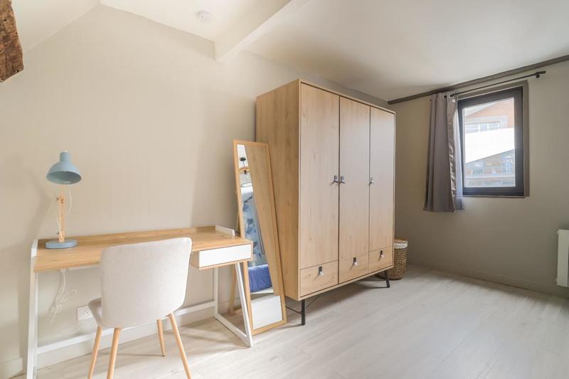 Chambre - 9 m² - 1 pièce