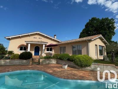 Maison - 200 m² - 5 pièces