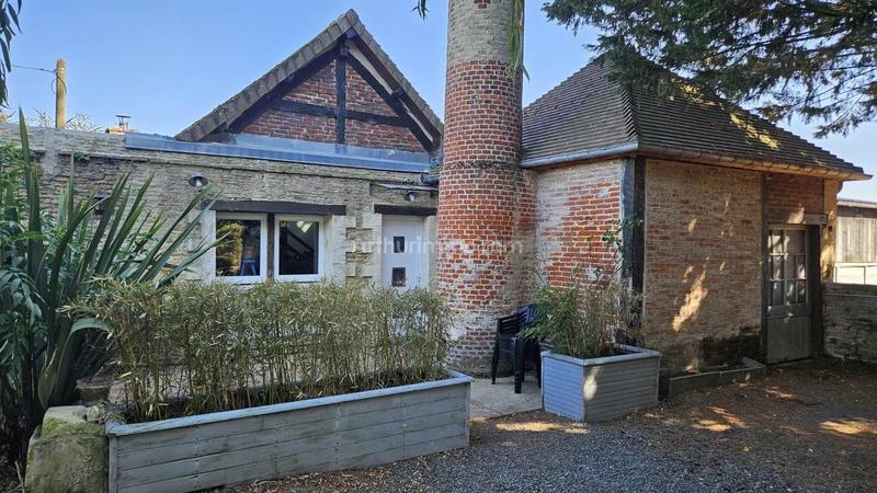 Maison - 632 m² - 30 pièces