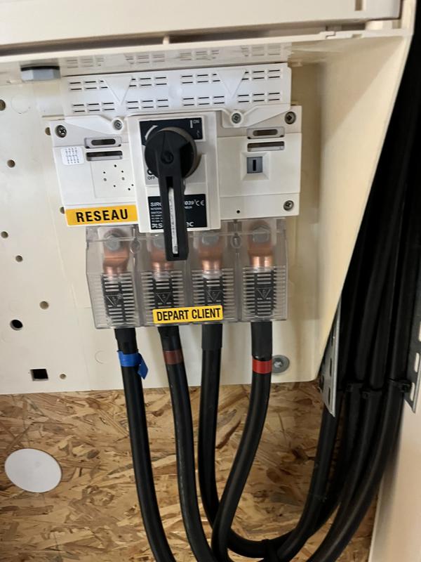 Local d'activités - 1 334 m²