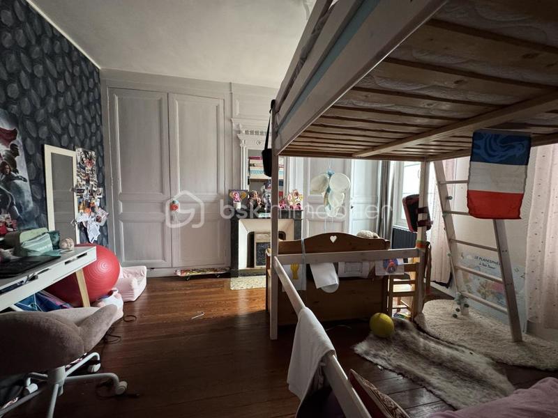 Maison de ville - 295 m² - 10 pièces