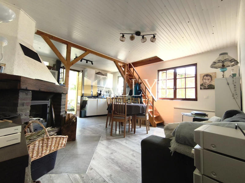 Maison - 91 m² - 6 pièces