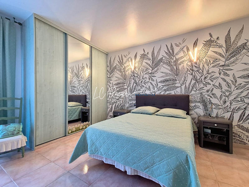 Villa - 146 m² - 6 pièces