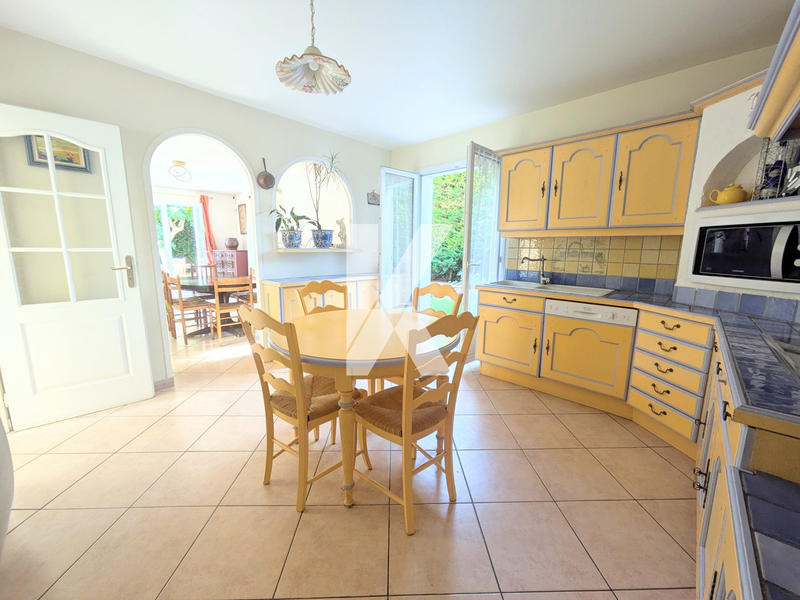 Maison - 144 m² - 6 pièces