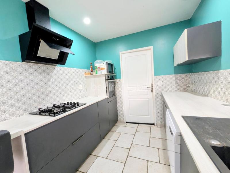 Maison traditionnelle - 141 m² - 4 pièces