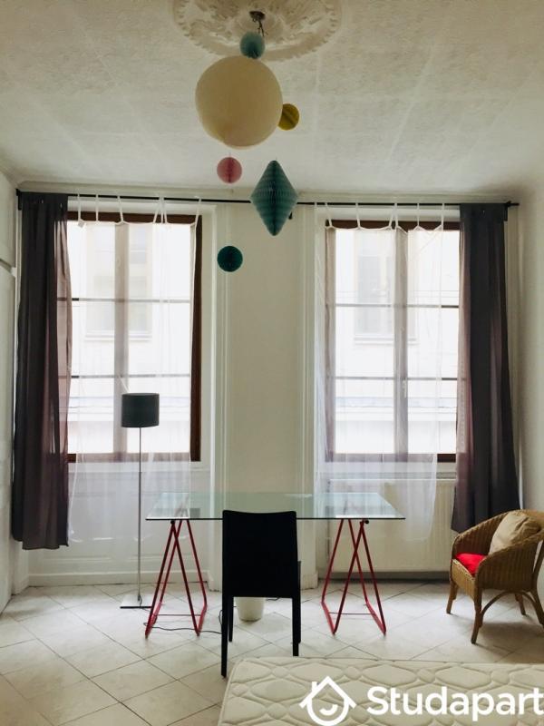 Chambre - 12 m² - 1 pièce