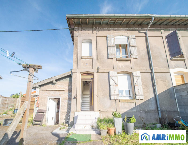 Maison - 84 m² - 4 pièces