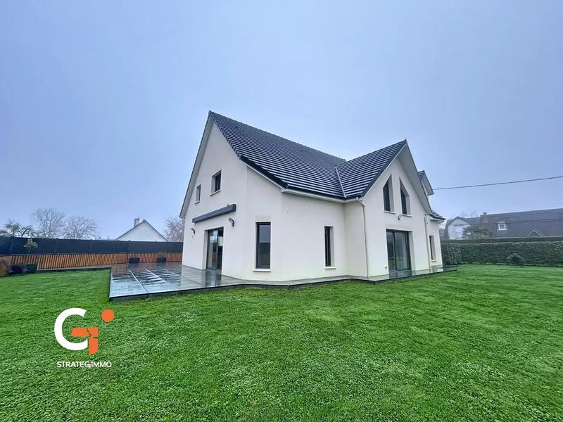 Maison - 205 m² - 7 pièces