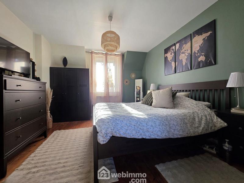 Maison - 143 m² - 5 pièces