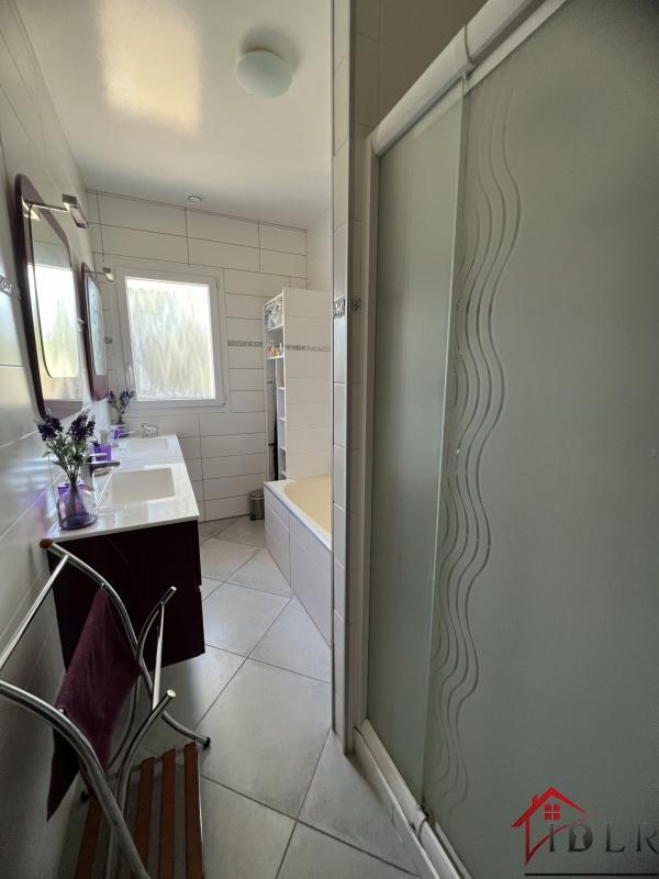 Propriété - 230 m² - 7 pièces