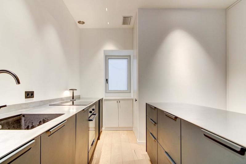 Appartement - 98 m² - 4 pièces