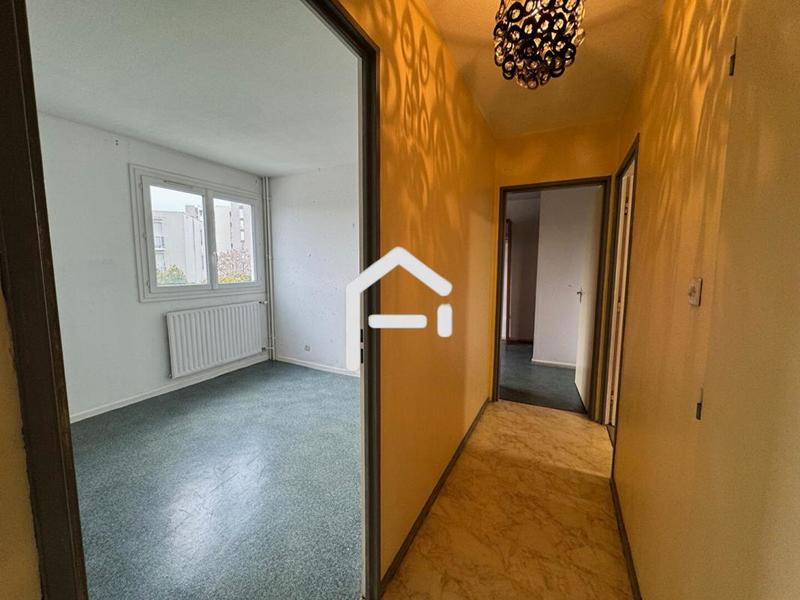 Appartement - 100 m² - 5 pièces