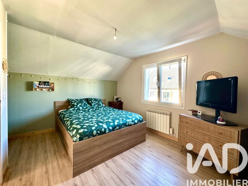 Maison - 96 m² - 5 pièces