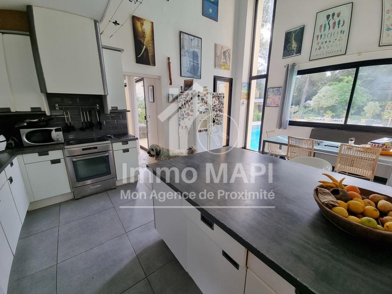 Maison - 478 m² - 14 pièces