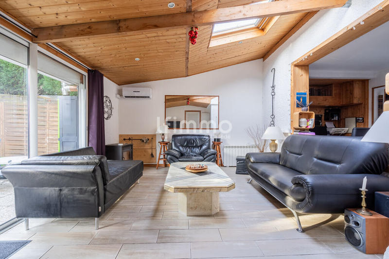 Maison - 143 m² - 6 pièces