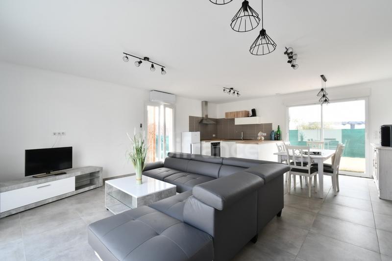 Maison - 80 m² - 4 pièces