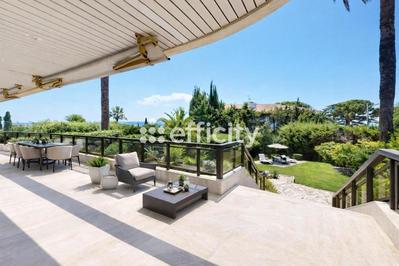 Appartement - 270 m² - 7 pièces