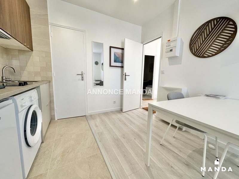 Studio - 15 m² - 1 pièce