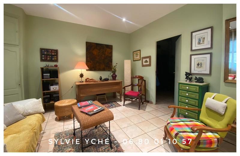 Maison de ville - 160 m² - 6 pièces