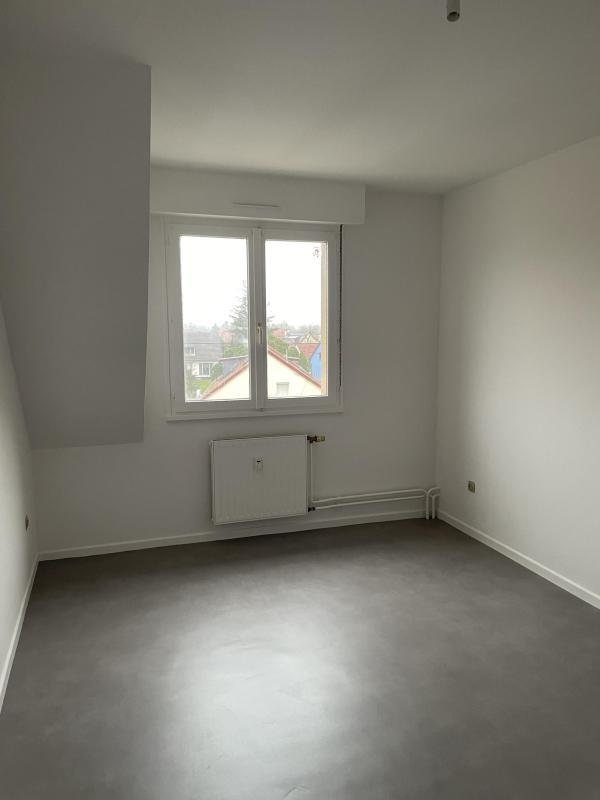 Appartement ancien - 70 m² - 3 pièces