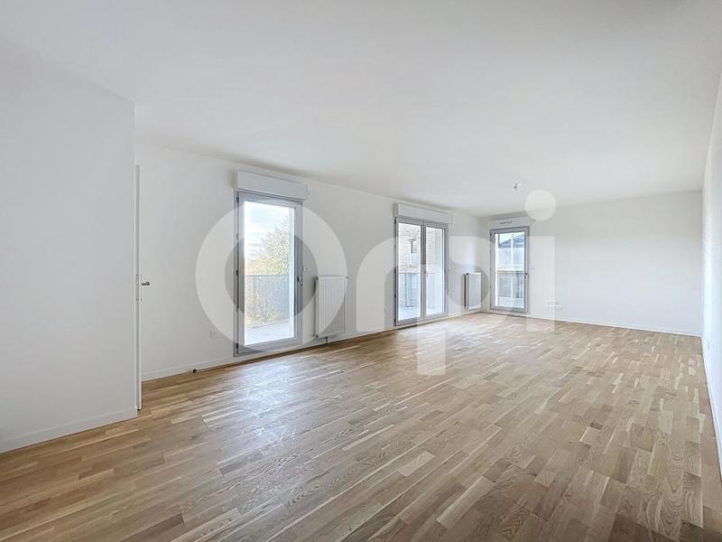 Appartement - 101 m² - 4 pièces