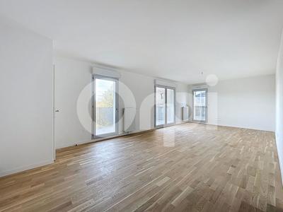 Appartement - 101 m² - 4 pièces
