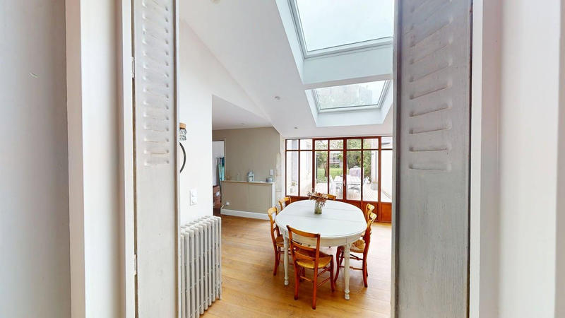 Maison - 167 m² - 6 pièces