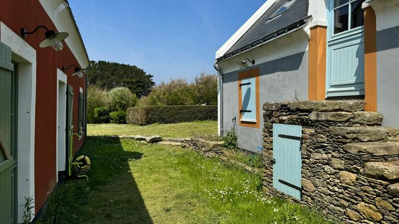 Maison - 350 m² - 21 pièces