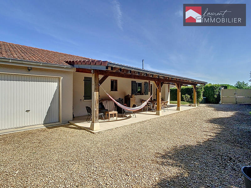 Maison - 104 m² - 4 pièces