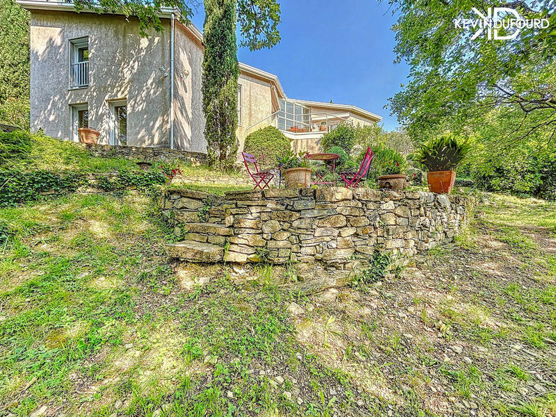 Maison - 180 m² - 7 pièces