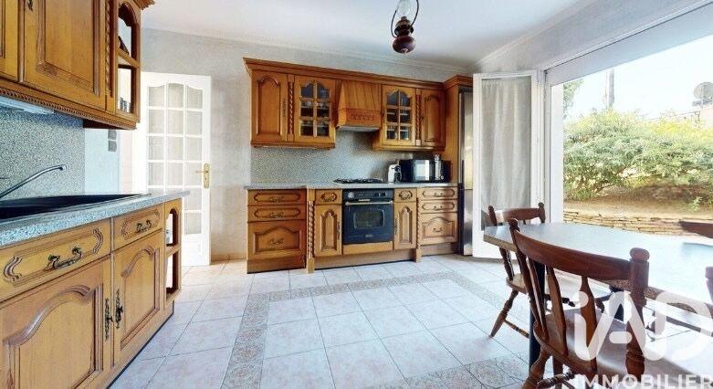 Maison - 186 m² - 6 pièces