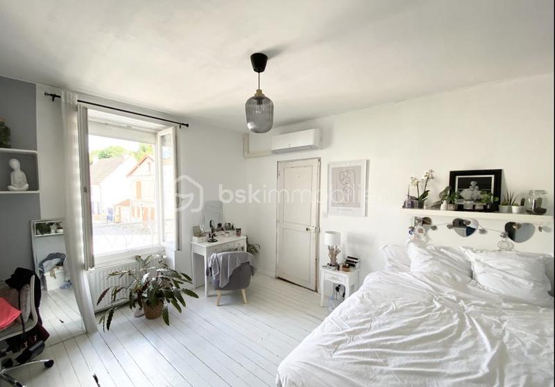 Maison - 180 m² - 6 pièces