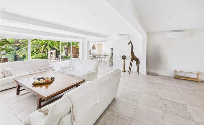 Viager - Maison - 307 m² - 6 pièces