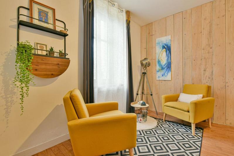 Maison - 182 m² - 8 pièces